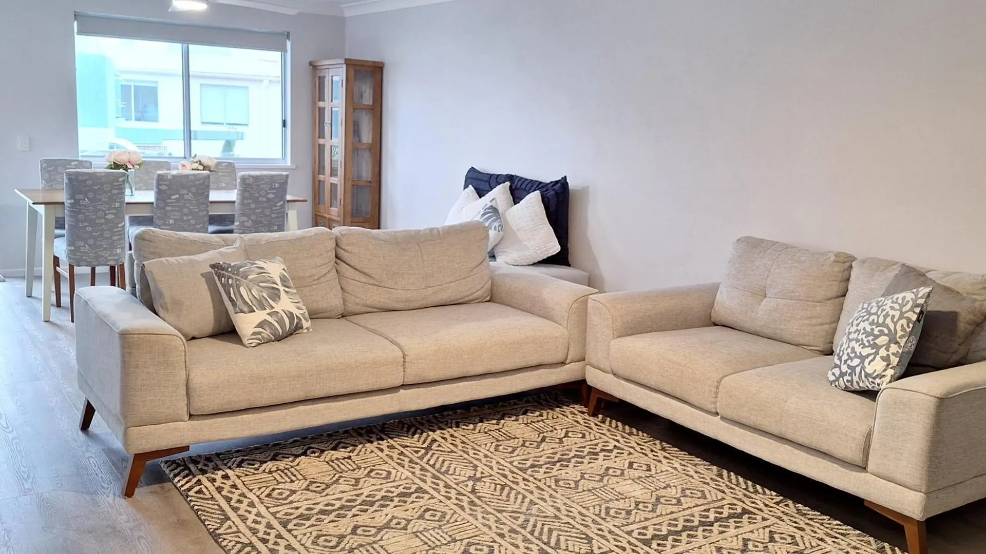 Kings Beachside Escape Spacious Apartment Centrally Located Caloundra 0*,  Australia