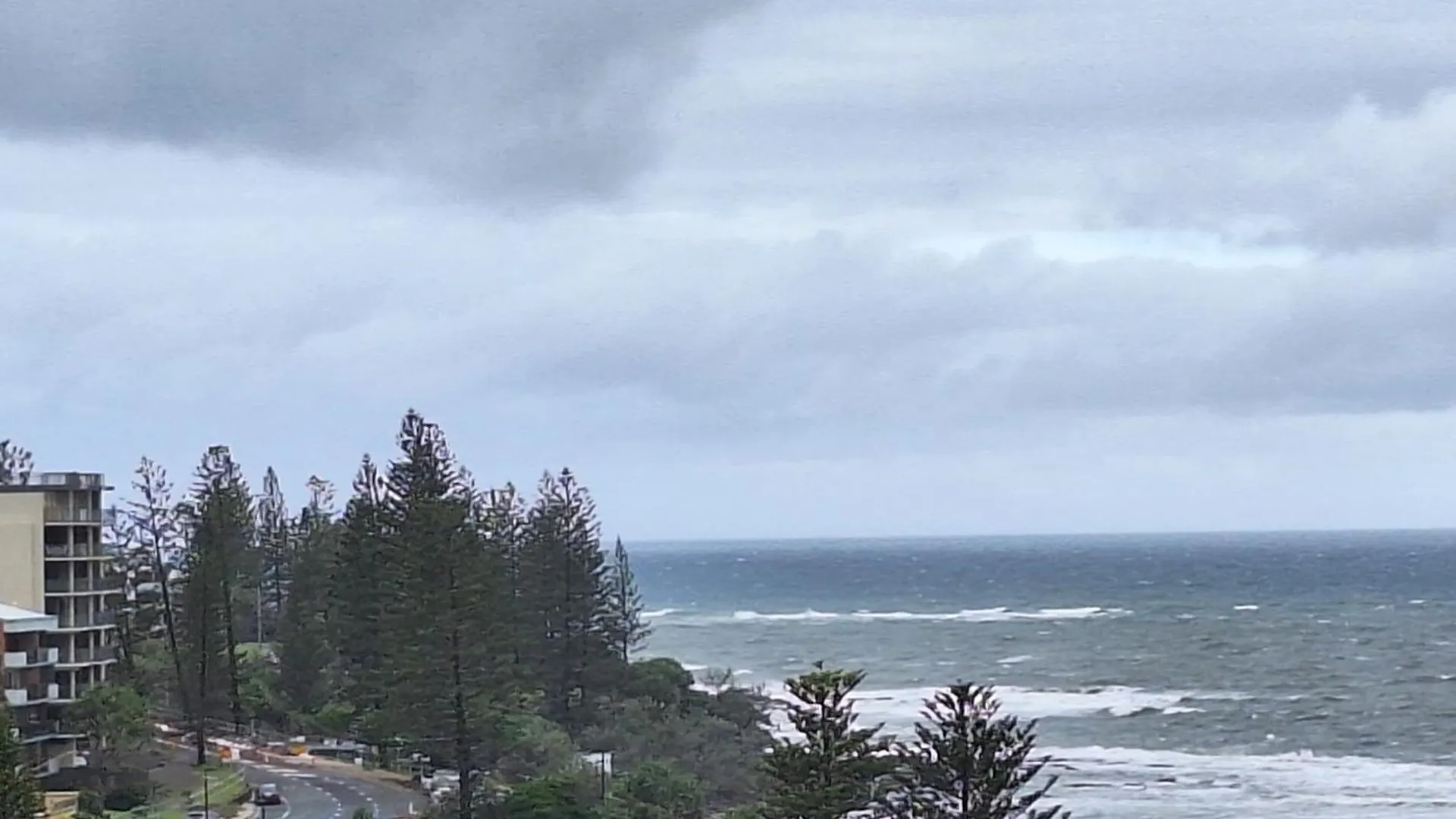 Kings Beachside Escape Spacious Apartment Centrally Located Caloundra 0*,